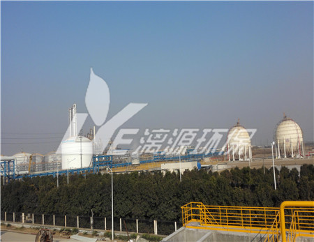 高浓度工业废水处理工艺中为什么会有剩余污泥的产生？